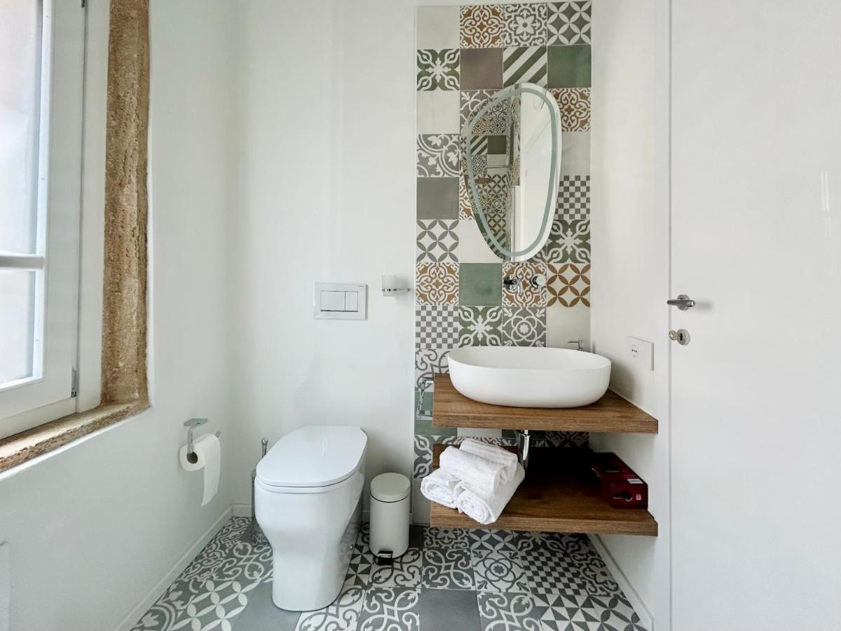 Hotel Palazzo Ma.Ri.Lu. Càbras Esterno foto