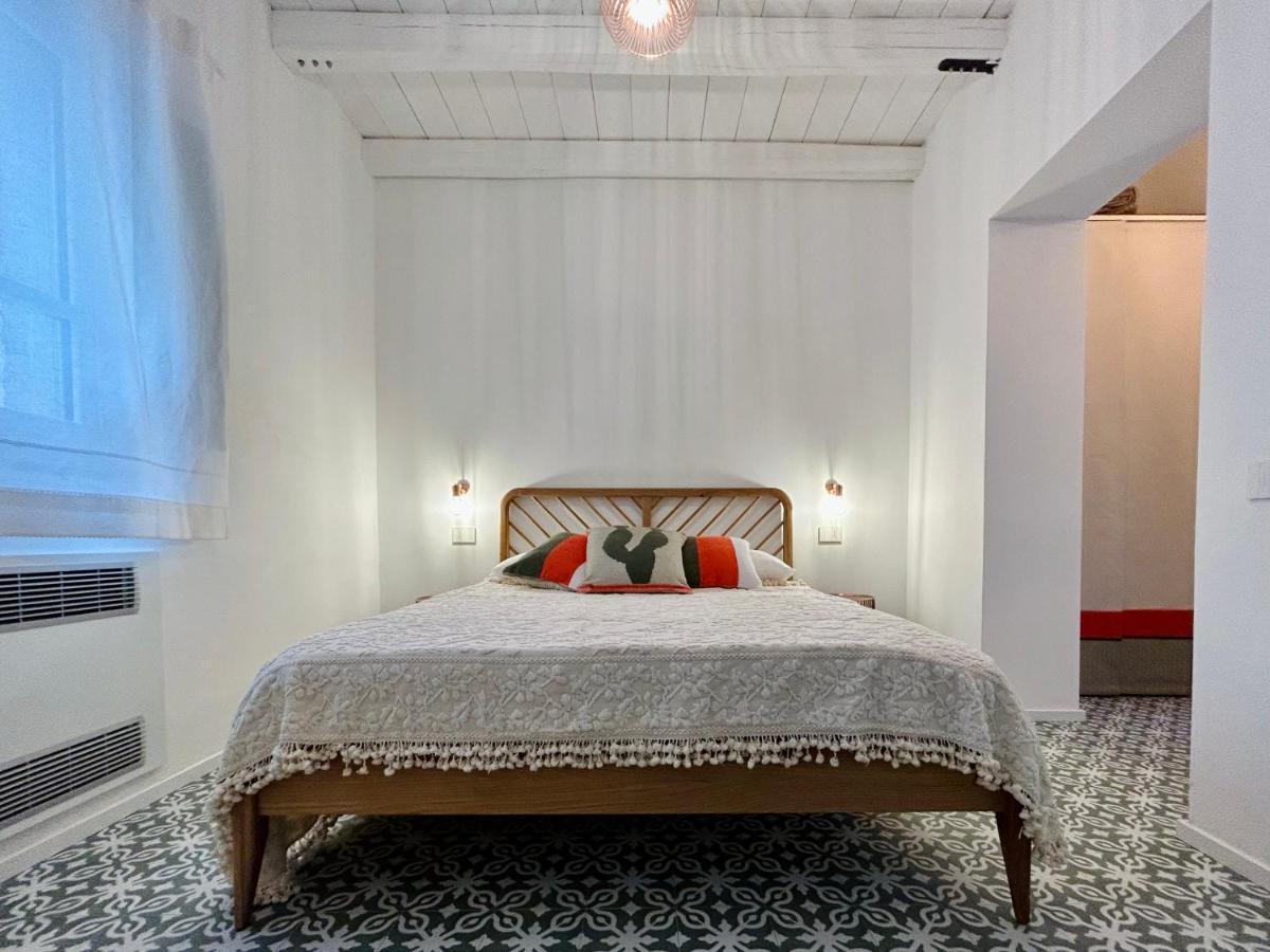 Hotel Palazzo Ma.Ri.Lu. Càbras Esterno foto