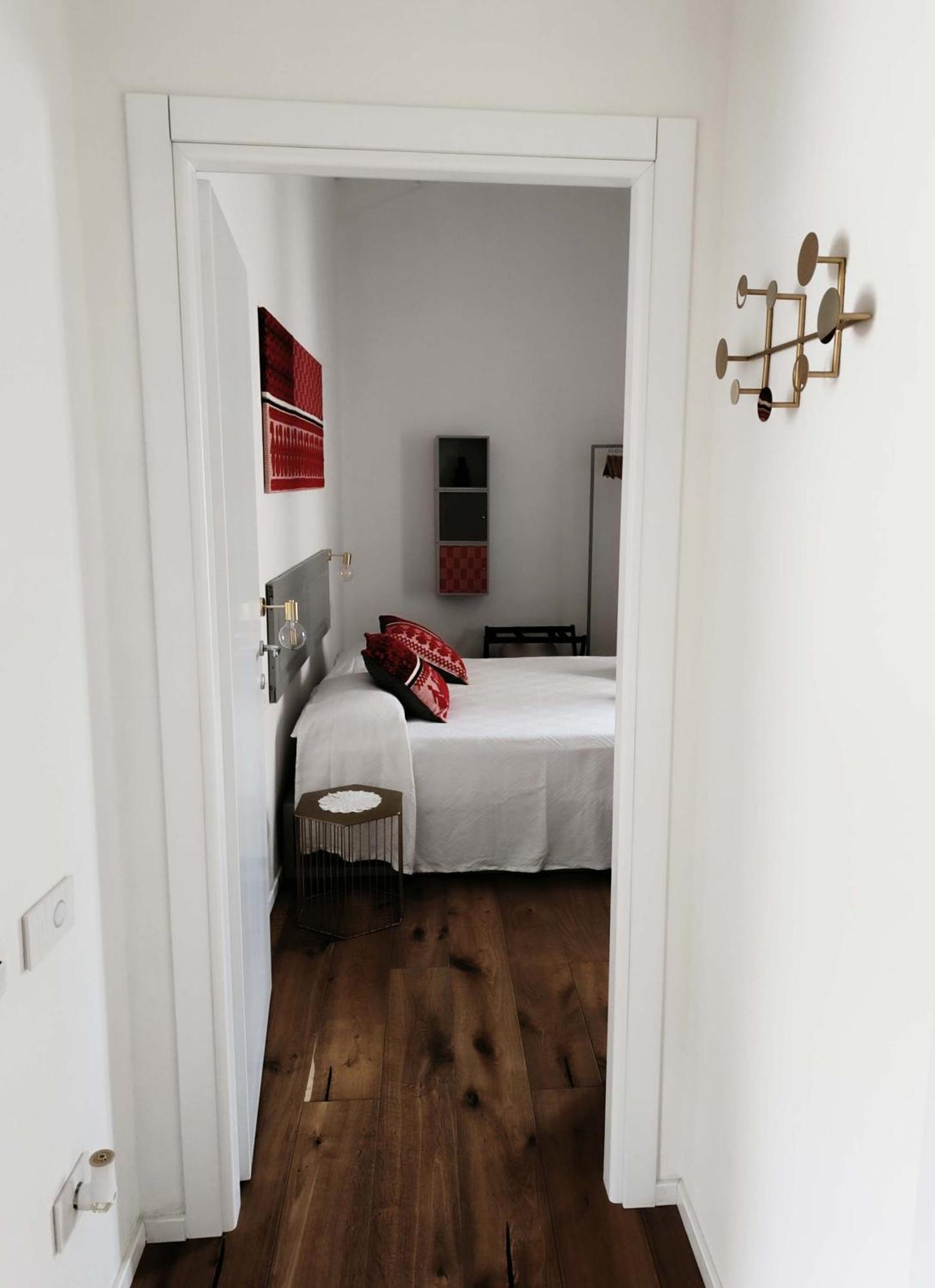 Hotel Palazzo Ma.Ri.Lu. Càbras Esterno foto